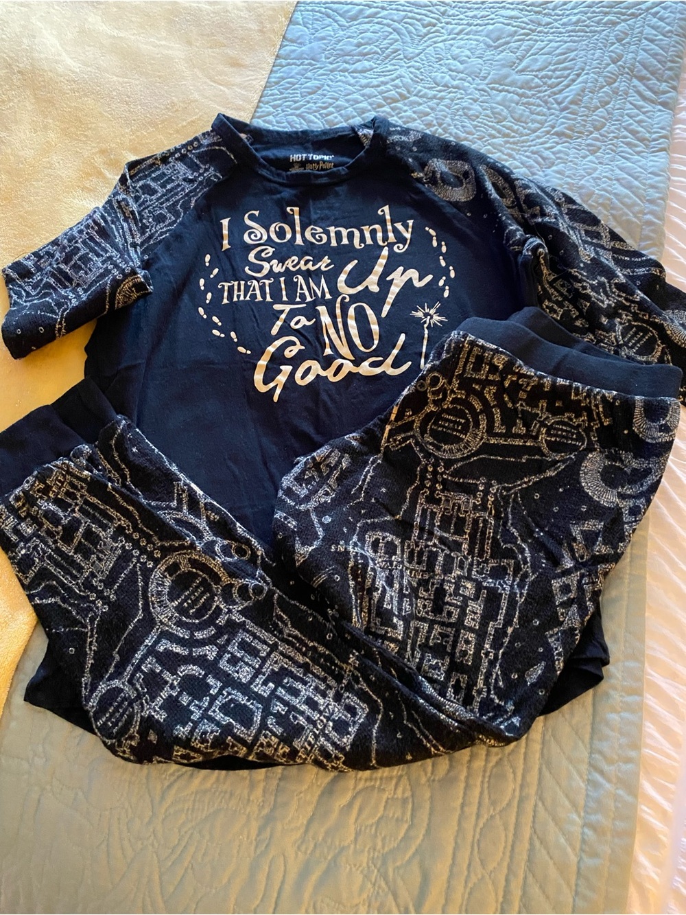 Warner Bros. Harry Potter Black and Gray Pajama Set